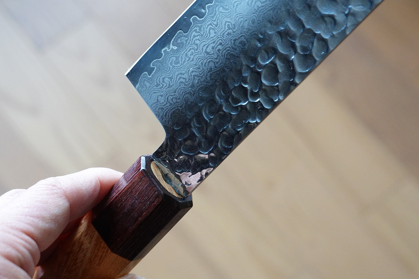 CA003 Cuchillo Japones Wa-Santoku VG10 Damasco Sakai Takayuki 17cm