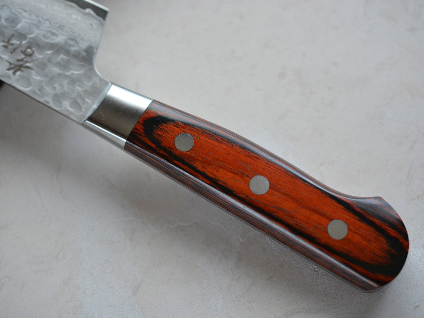 CA001 Cuchillo Japonés Kiritsuke-Santoku VG10 Damasco Sakai Takayuki 16cm