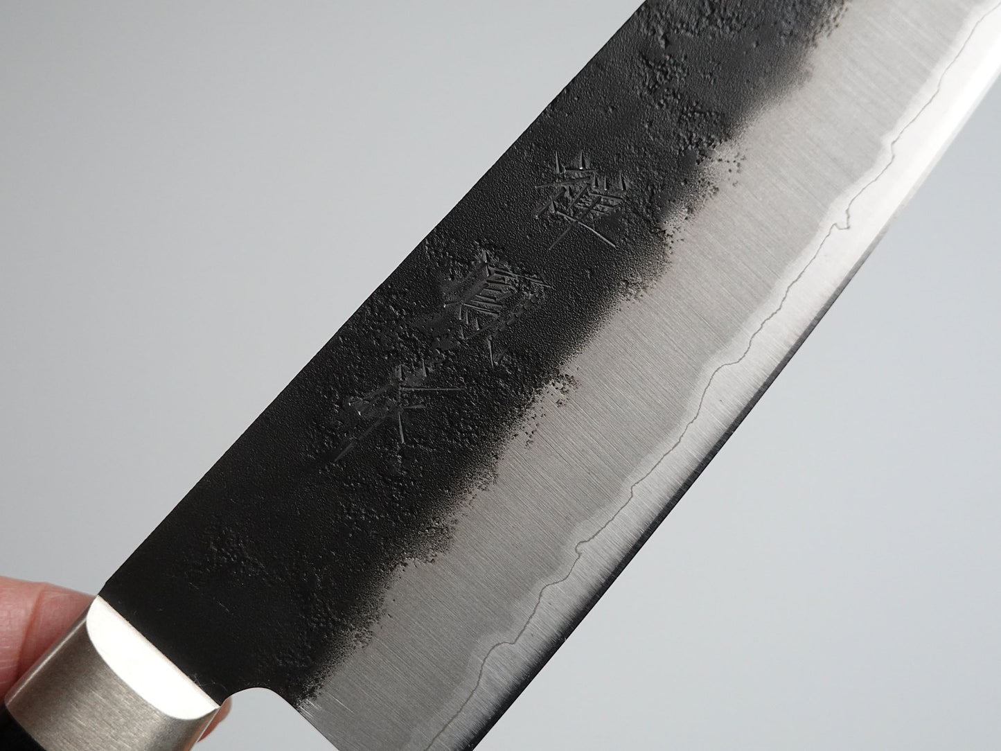 CH002 Cuchillo Japones Santoku Negro Aogami Super Zenpou 18cm