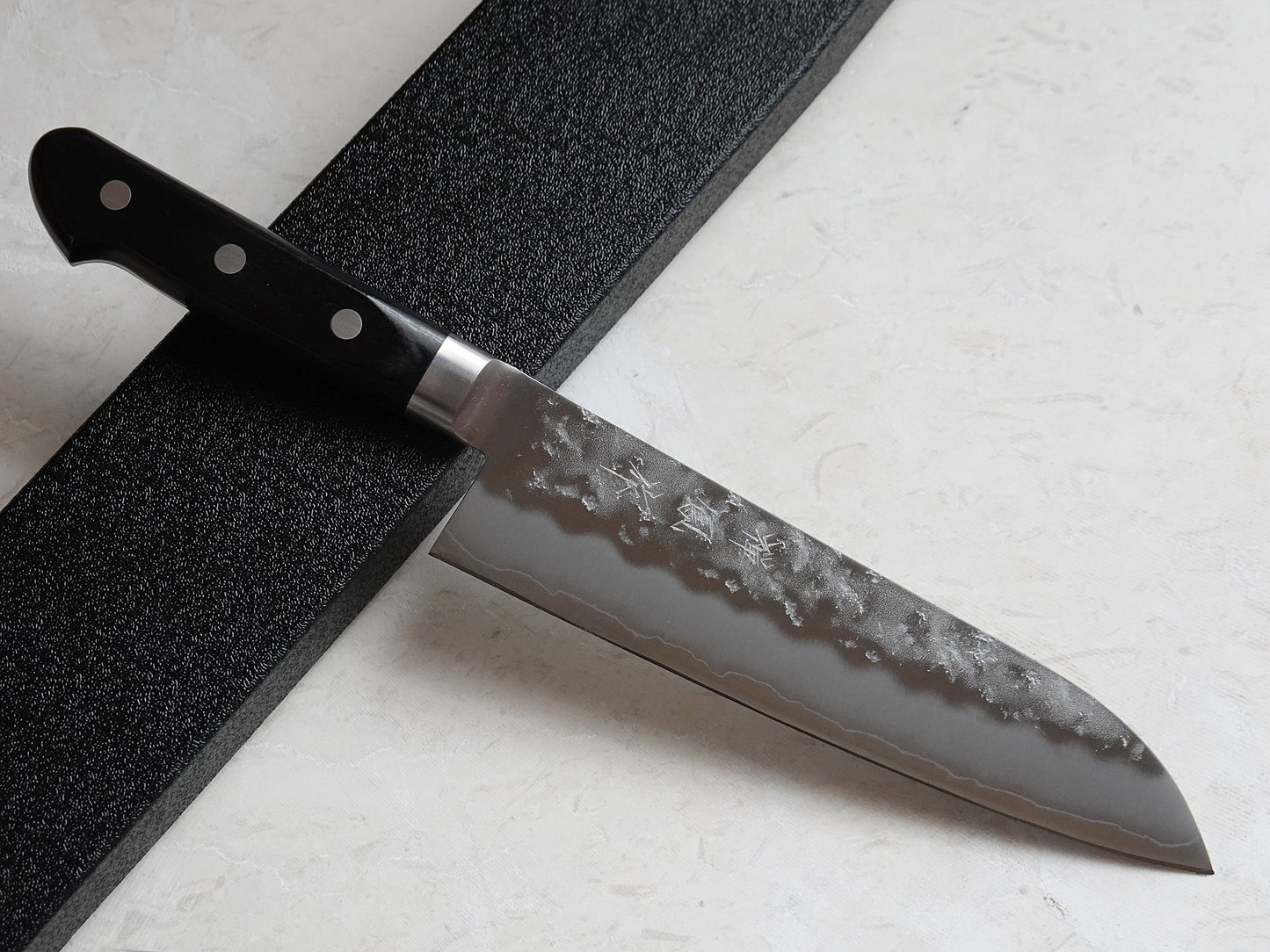 CH006 Cuchillo Japones Santoku Acabado Nashiji Gingami3 Zenpou 18cm