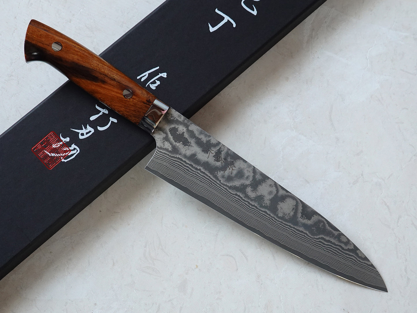 CS203 Cuchillo Japonés Gyuto VG10 Damasco Mango de madera de hierro - Saji 21cm