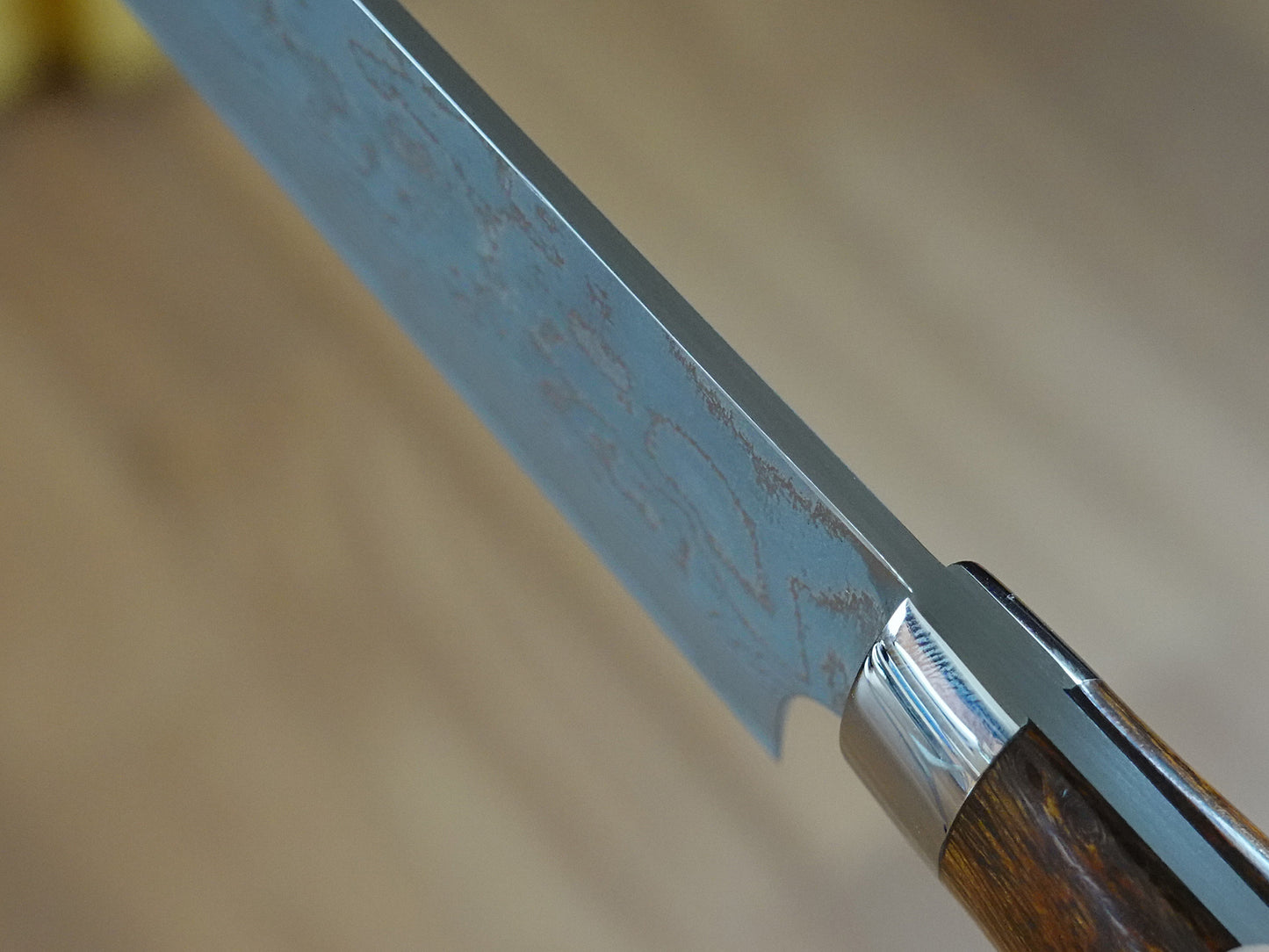 CS206 Cuchillo Japonés Gyuto R2 Damasco Mango de madera de hierro Saji 21cm