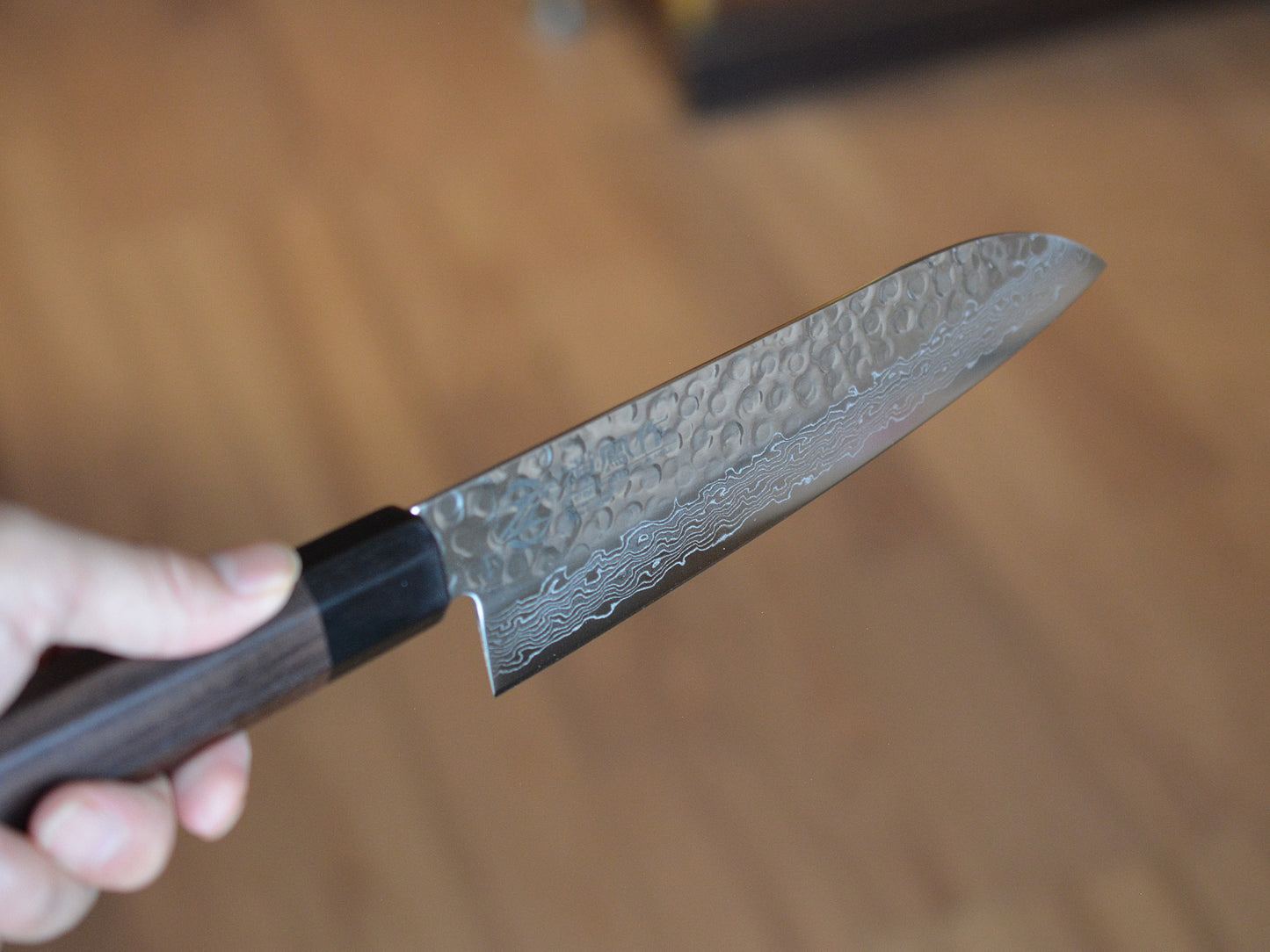 CY208 Cuchillo Japones Wa-Santoku Amartillado Acero sueco Damasco Zenpou 18cm