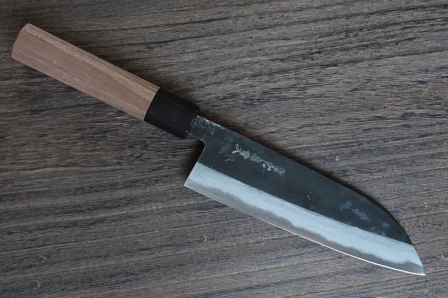 CK101 Cuchillo Japones Wa-Santoku Negro Damasco Aogami2 Tosa-kajiya 17cm