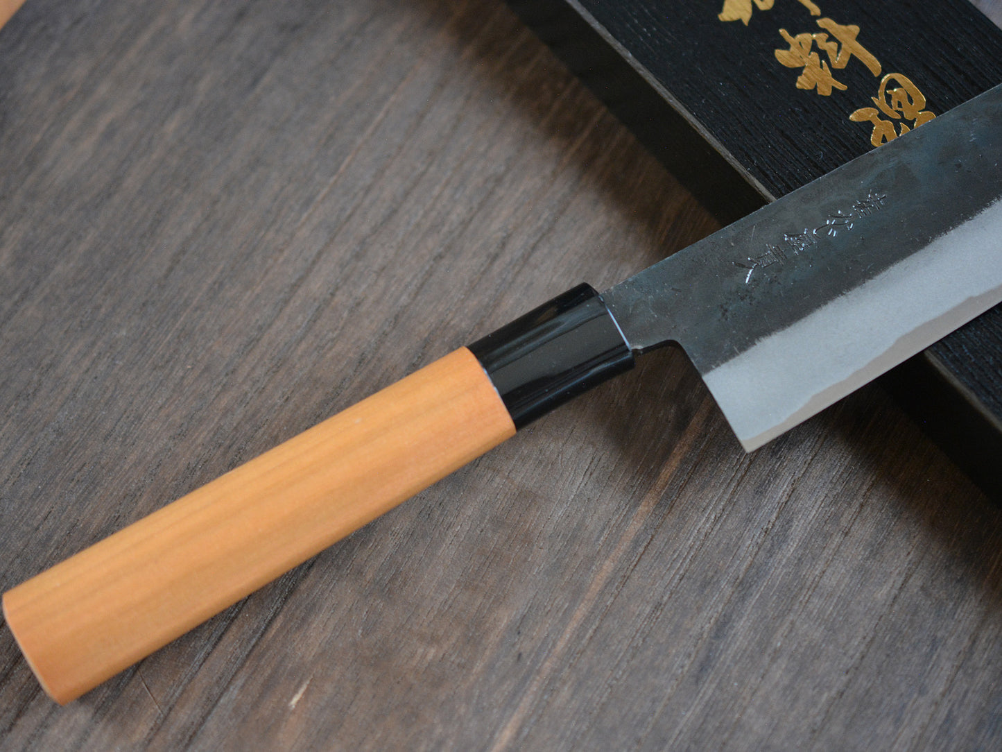 CK102 Cuchillo Japones Wa-Gyuto Negro Aogami2 Tosa-kajiya 21cm