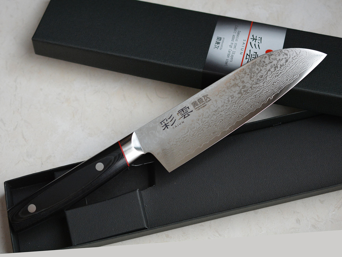 Cuchillo Japonés de Damasco Tsuchime Santoku de 18cm #HKR-TDSA-180 - Korin